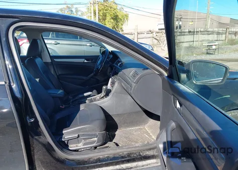 2015 Volkswagen Passat 1.8T Wolfsburg Edition from USA, damaged, VIN 1VWAT7A3XFC078657